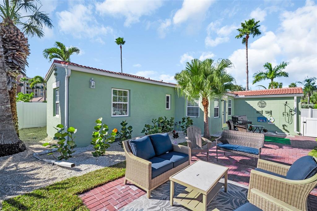 16613 Gulf Boulevard North Redington Beach, FL 33708 - Photo 35 of 51