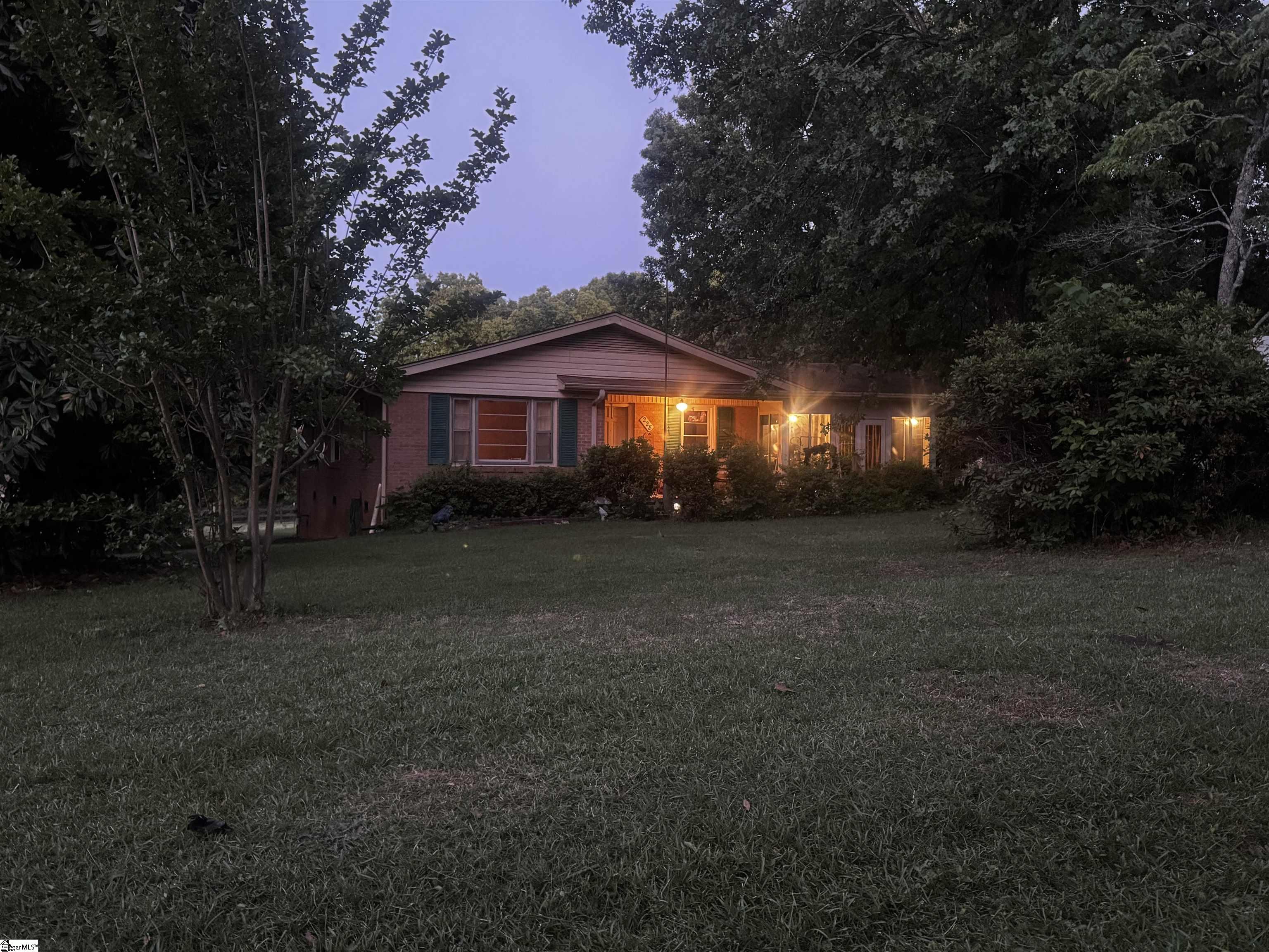 228 Styles Road Taylors, SC 29687 - Photo 10 of 35 Gallery Image 10