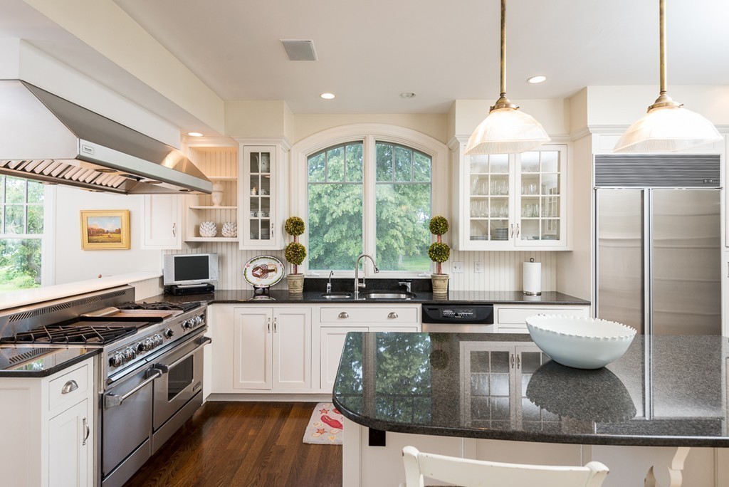 715 Jerusalem Road Cohasset, MA 02025 - Photo 13 of 29 Gallery Image 13