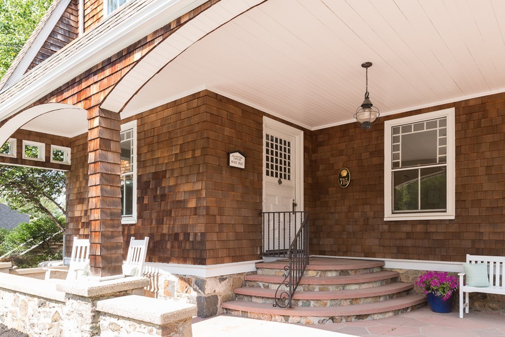 715 Jerusalem Road Cohasset, MA 02025 - Photo 3 of 29 Gallery Image 3