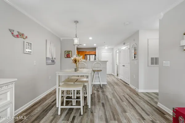 $207,000 | 618 Condo Club Drive, Unit 210, Wilmington, NC 28412