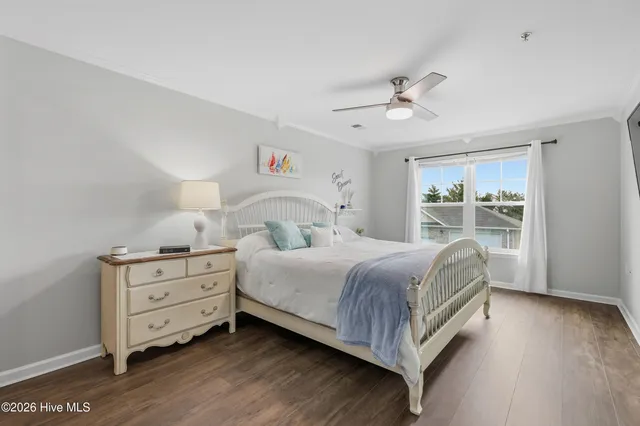 $207,000 | 618 Condo Club Drive, Unit 210, Wilmington, NC 28412