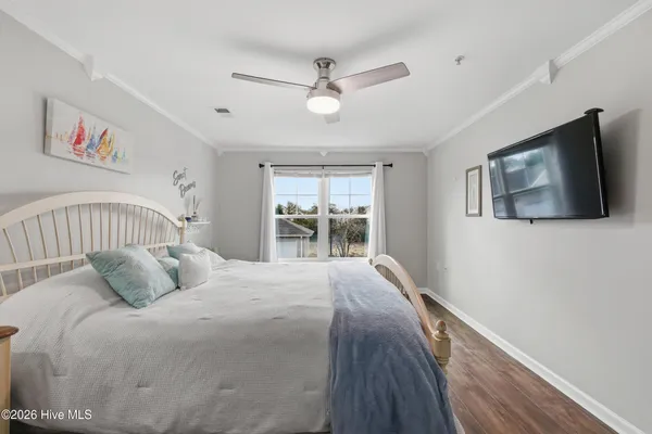 $207,000 | 618 Condo Club Drive, Unit 210, Wilmington, NC 28412