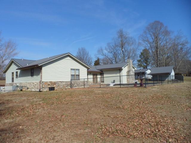 3255 Gimlet Road Lawrenceburg, TN 38464 - Photo 3 of 20 Back View
