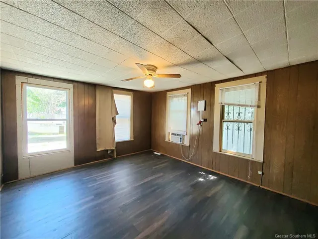 $29,900 | 206 South Front Street, Dequincy, LA 70633