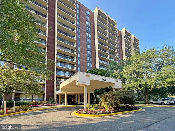 $1,950 | 7401 Westlake Terrace, Unit 610, Bethesda, MD 20817