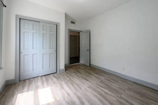 $4,200 | 54 Mechanic Street, New Haven, CT 06511
