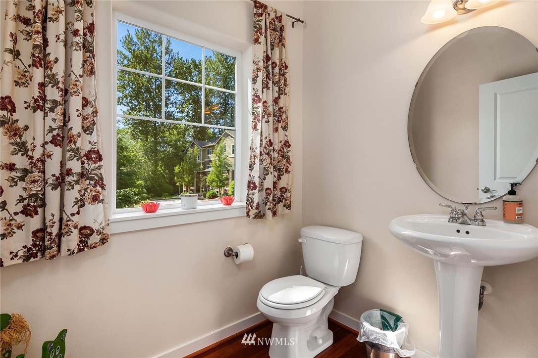 2018 112th Street Southwest Everett, WA 98204 - Photo 15 of 25 Gallery Image 15