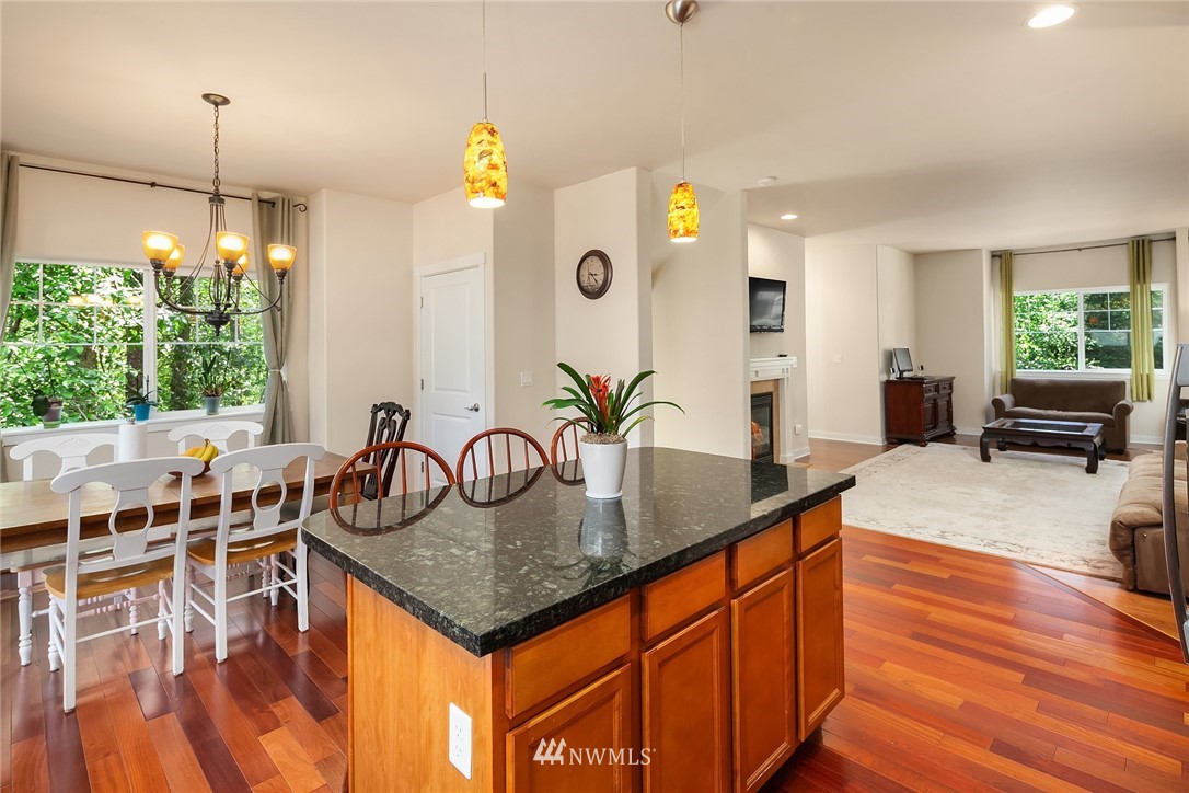 2018 112th Street Southwest Everett, WA 98204 - Photo 7 of 25 Gallery Image 7