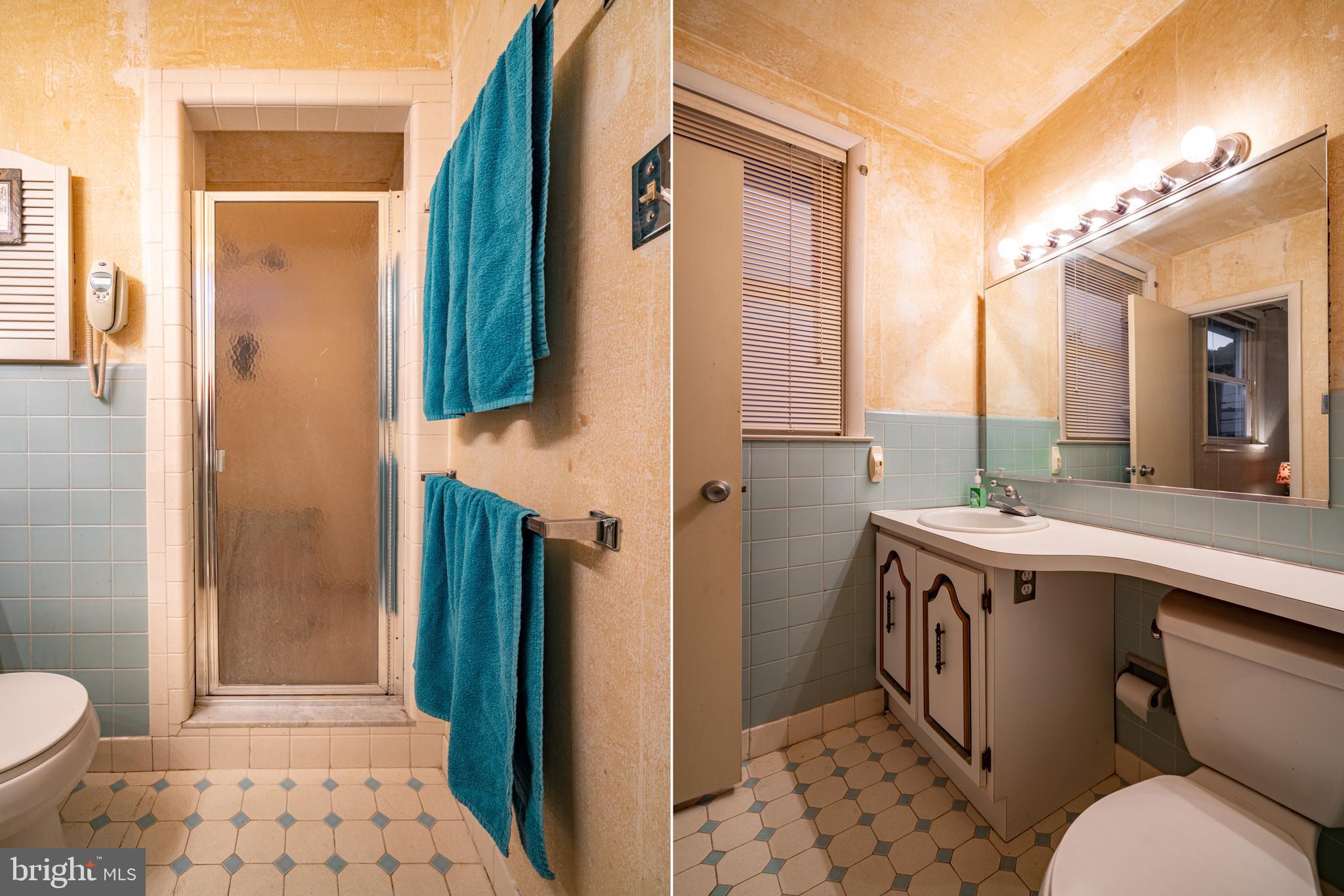 804 Charette Road Philadelphia, PA 19115 - Photo 12 of 17 Master bathroom