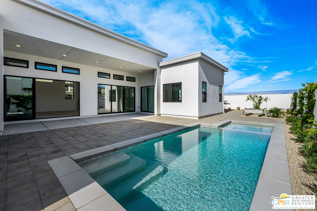 6 Marine Way, Unit LOT #163 Rancho Mirage, CA 92270 - Photo 3 of 22