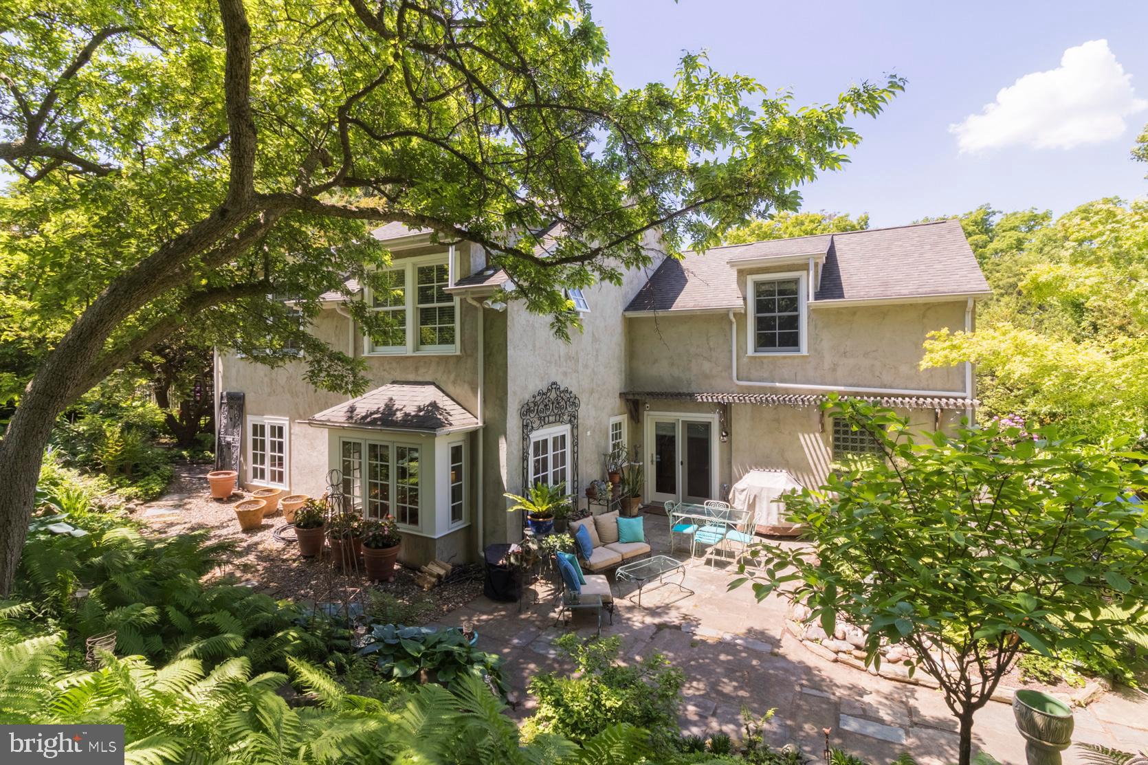 80 West Hampton Road Philadelphia, PA 19118 - Photo 41 of 52 View of the back of 80 W Hampton