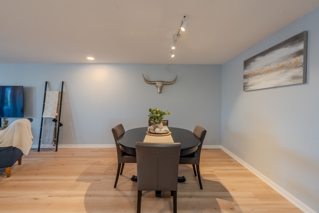 255 North Road, Unit 200 Chelmsford, MA 01824 - Photo 8 of 33 Gallery Image 8