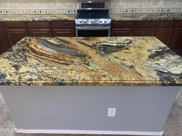 $549,500 | 35743 West Cartegna Lane, Maricopa, AZ 85138