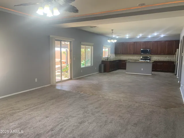 $549,500 | 35743 West Cartegna Lane, Maricopa, AZ 85138