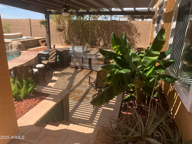 $549,500 | 35743 West Cartegna Lane, Maricopa, AZ 85138