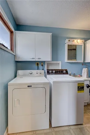 $181,000 | 114 East Howard Street, Girard, KS 66743