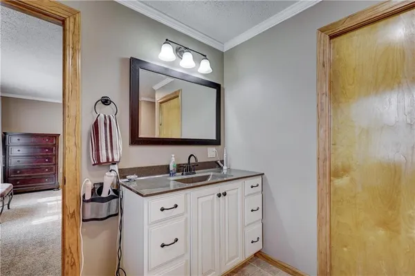 $181,000 | 114 East Howard Street, Girard, KS 66743