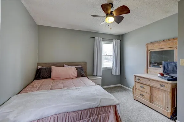 $181,000 | 114 East Howard Street, Girard, KS 66743