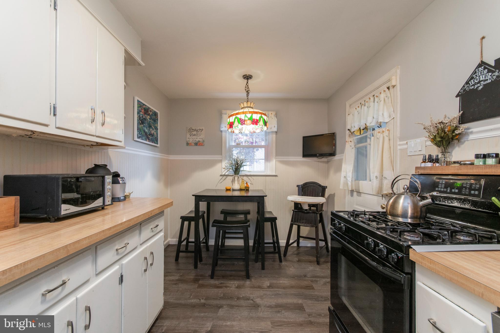 110 Andrea Road Cheltenham, PA 19012 - Photo 13 of 36 Gallery Image 13