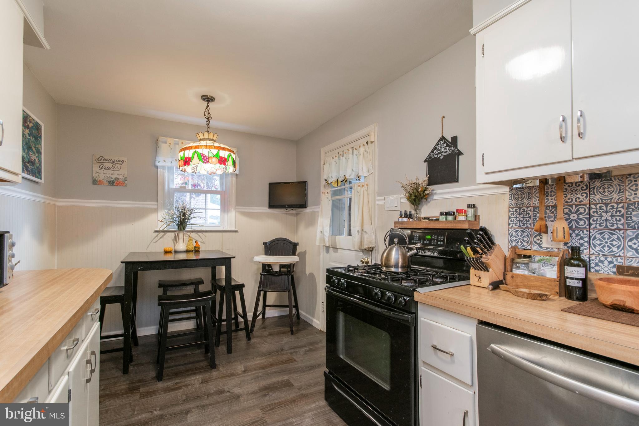 110 Andrea Road Cheltenham, PA 19012 - Photo 14 of 36 Gallery Image 14