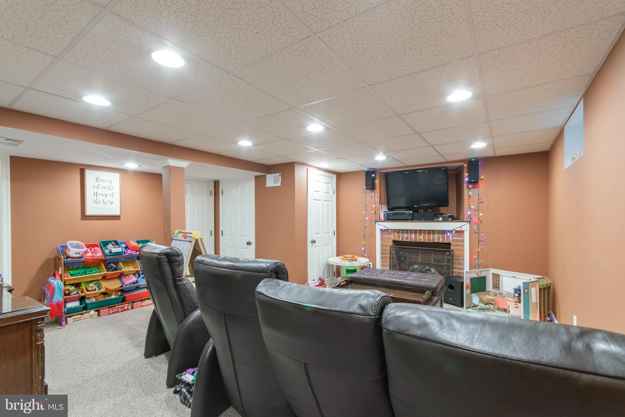 110 Andrea Road Cheltenham, PA 19012 - Photo 15 of 36 Gallery Image 15