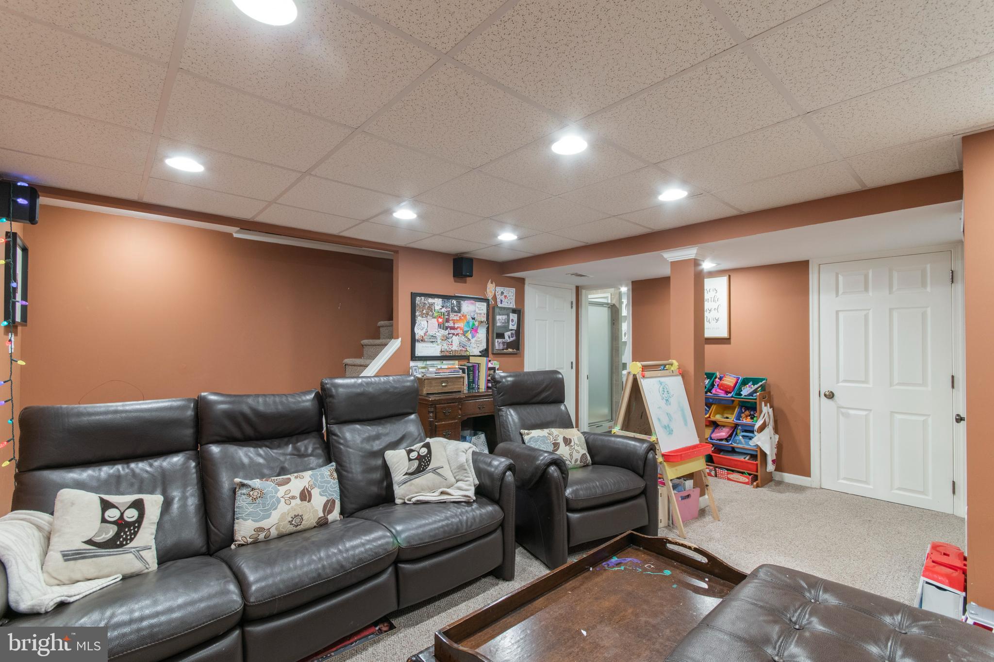 110 Andrea Road Cheltenham, PA 19012 - Photo 17 of 36 Gallery Image 17
