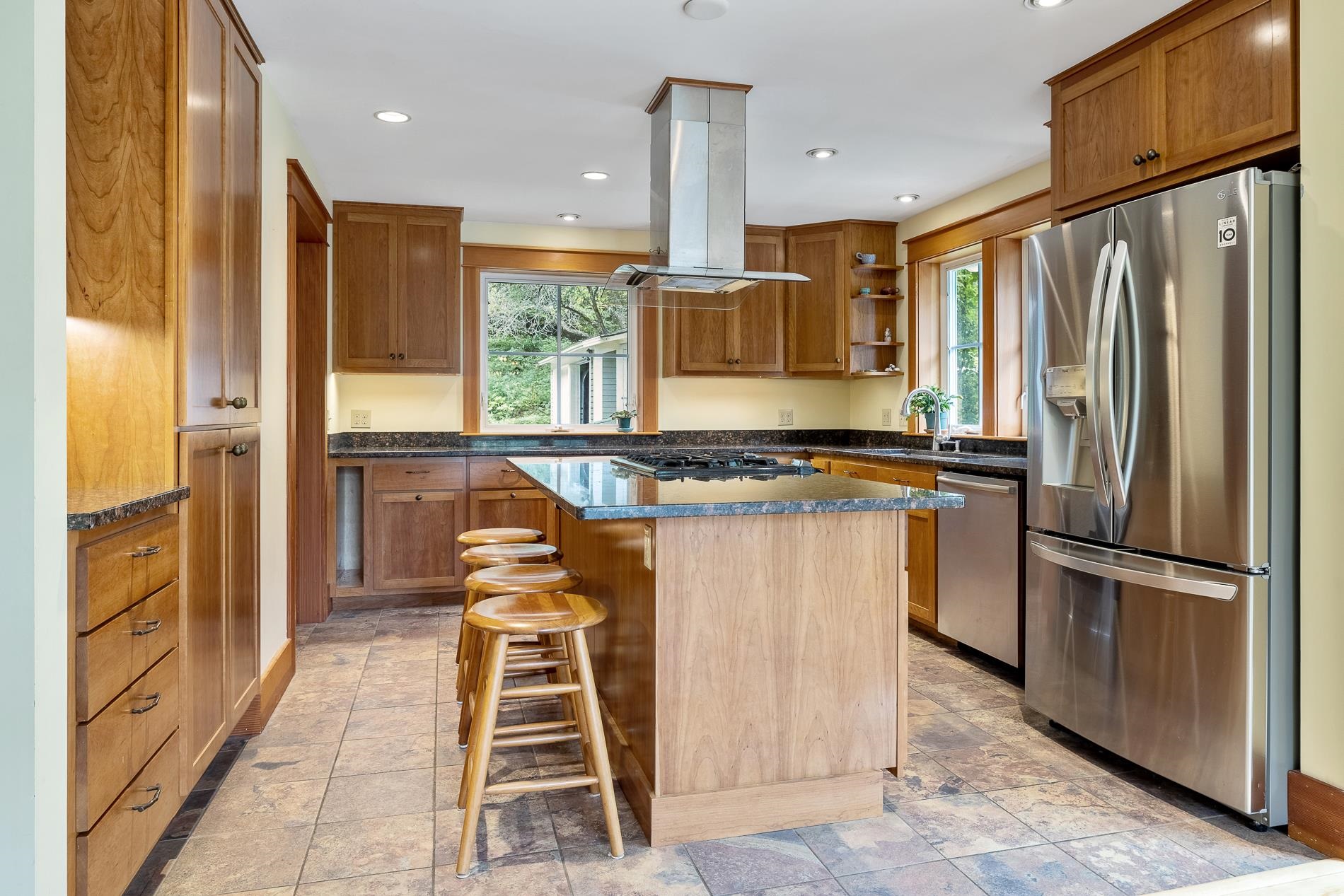 6 Rip Road Hanover, NH 03755 - Photo 13 of 37