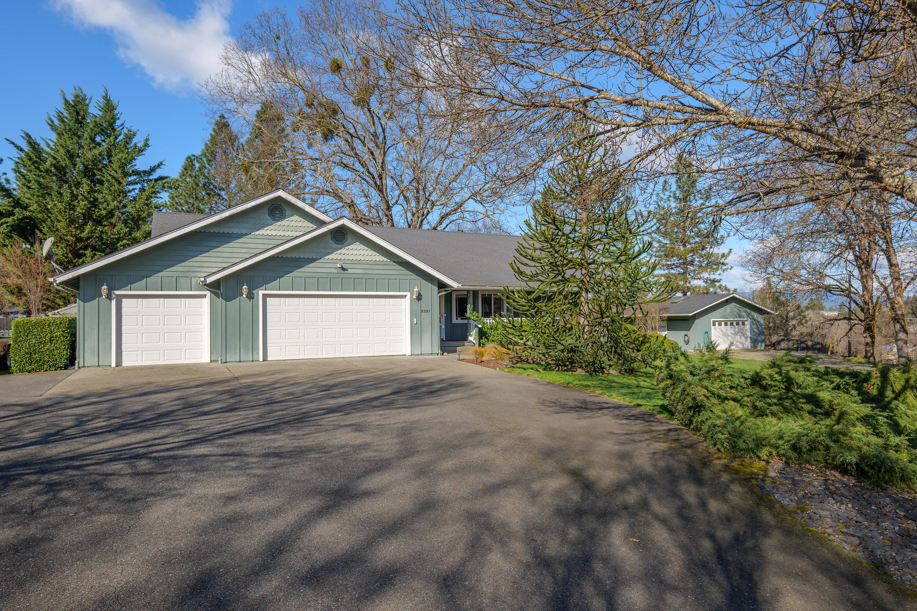 3391 Merlin Road Grants Pass, OR 97526 - Photo 42 of 45 3391MerlinRd-041