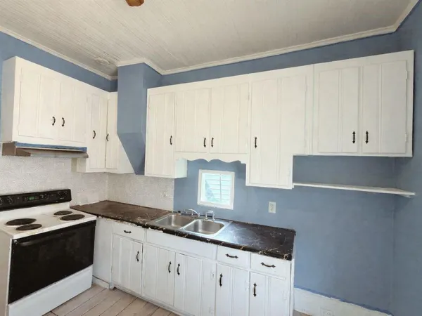 $1,800 | 1025 Hillyer Avenue, Macon, GA 31204