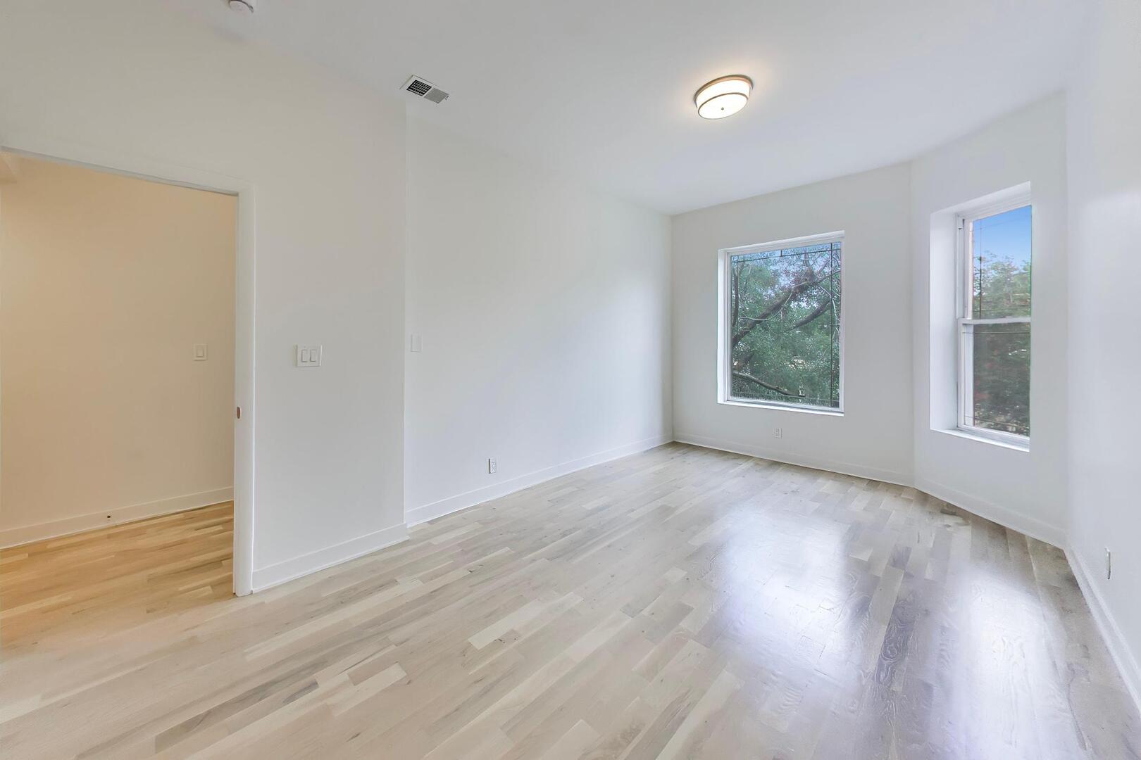 5714 South Prairie Avenue Chicago, IL 60637 - Photo 7 of 49