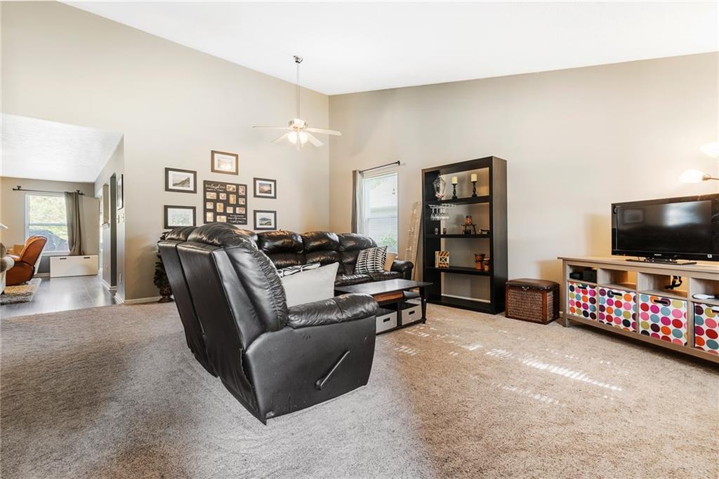1328 Fall Ridge Drive Brownsburg, IN 46112 - Photo 11 of 27