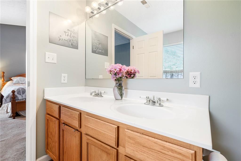 1328 Fall Ridge Drive Brownsburg, IN 46112 - Photo 18 of 27