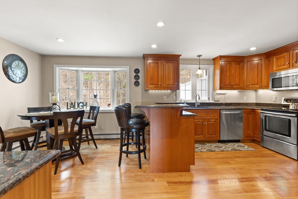 35 Meadowbrook Road Wrentham, MA 02093 - Photo 12 of 41 Gallery Image 12