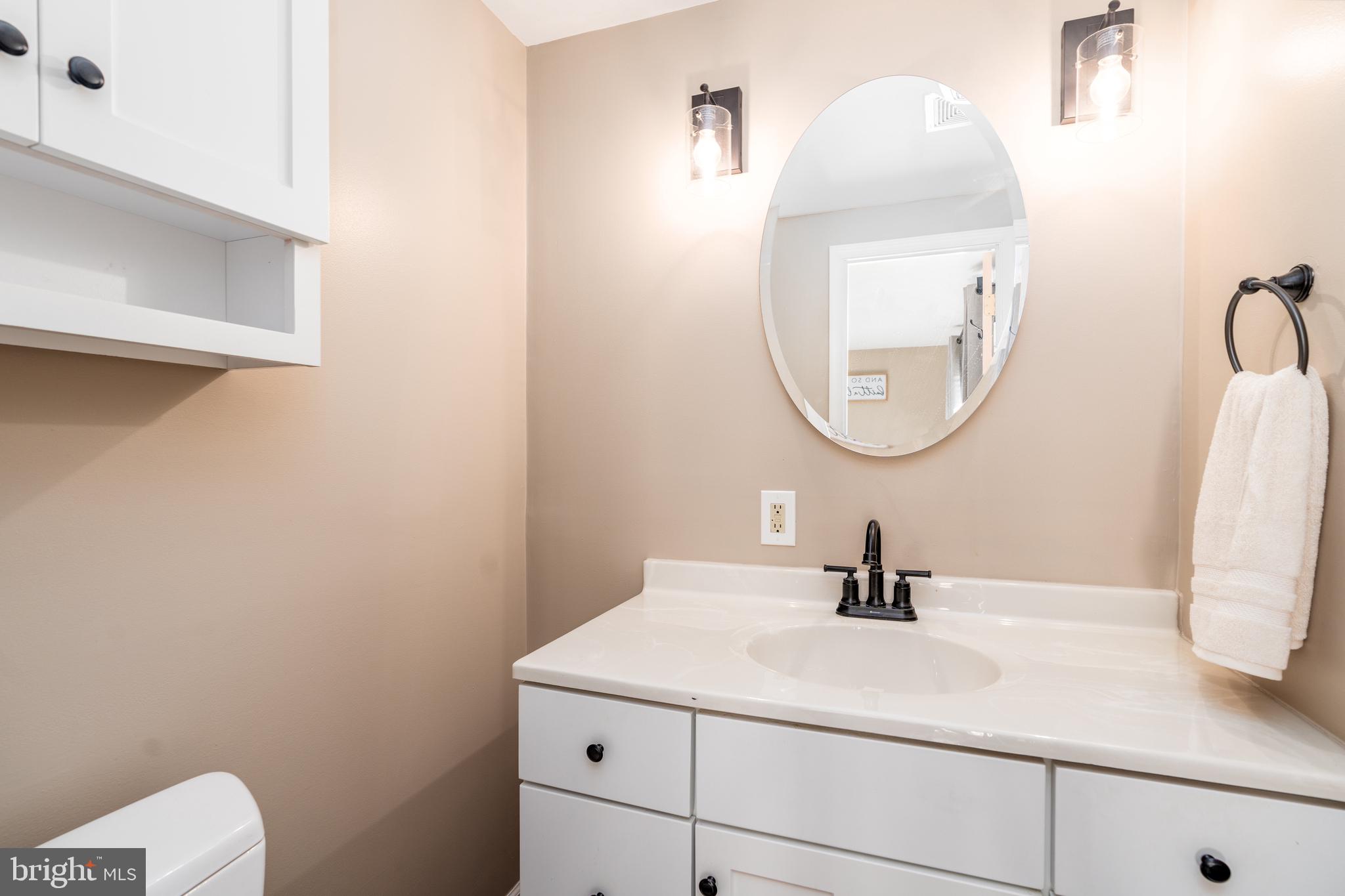 356 Knights Corner Road Elkton, MD 21921 - Photo 11 of 19 Half bath in owner's bedroom