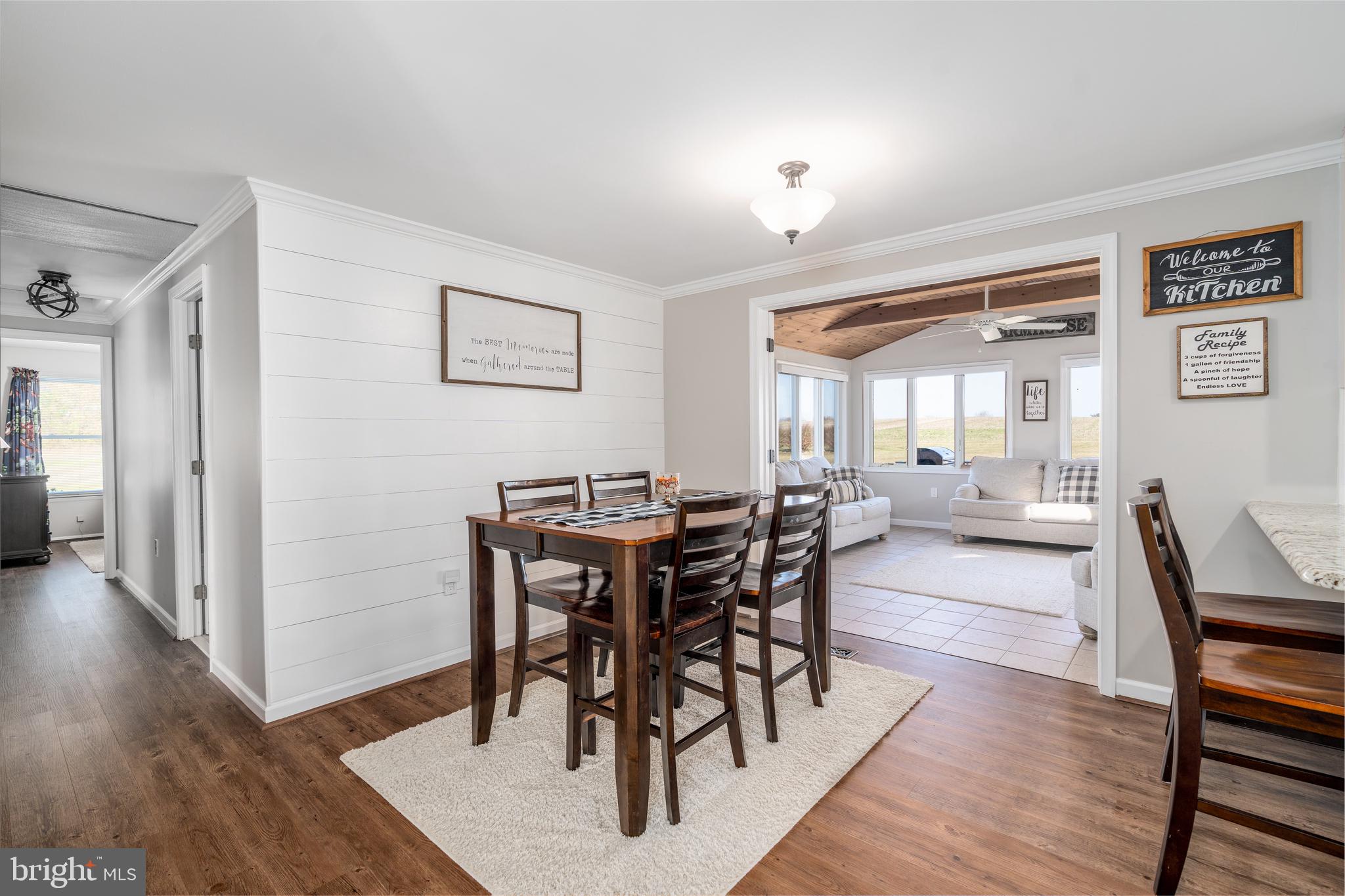 356 Knights Corner Road Elkton, MD 21921 - Photo 7 of 19 Kitchen opens to sunroom