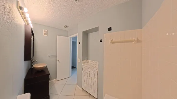 $1,995 | 2319 North Congress Avenue, Unit 28, Boynton Beach, FL 33426