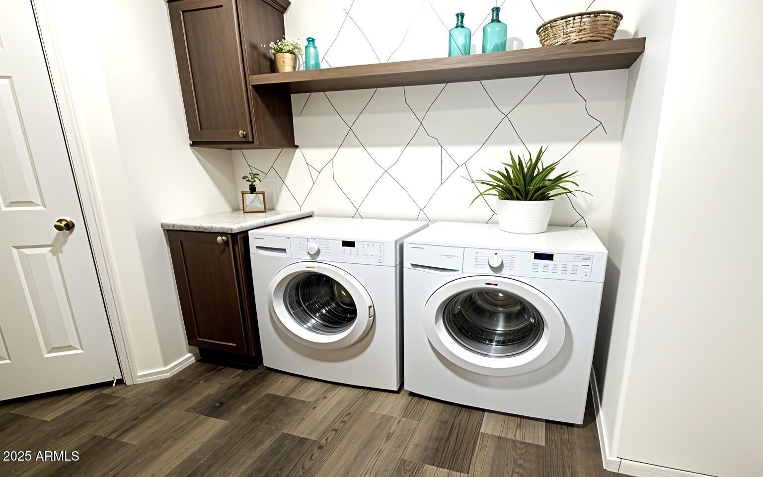 80 South Copper Canyon Loop Camp Verde, AZ 86322 - Photo 14 of 52 a utility room with dryer and washer