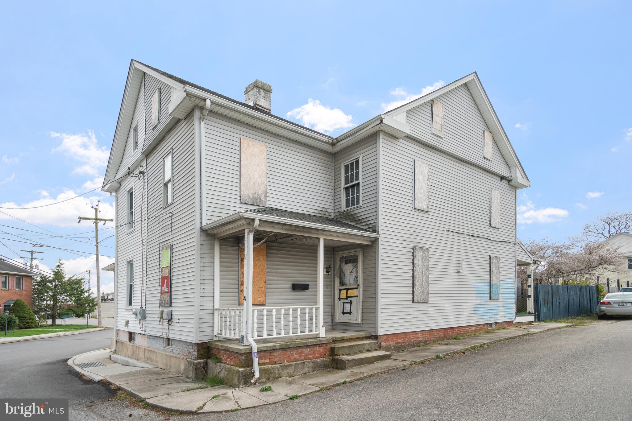 4 Ridge Avenue Hanover, PA 17331 - Photo 1 of 11 Gallery Image 1