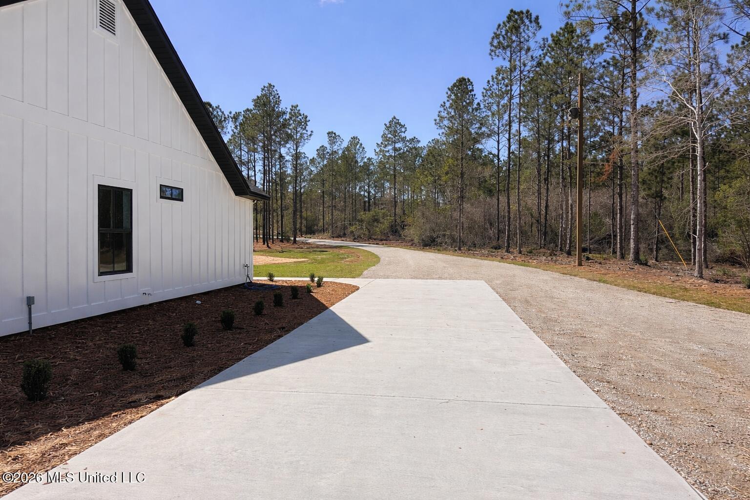 21080 Disalvo Lane Kiln, MS 39556 - Photo 5 of 25 ChatGPT Image Mar 17, 2026, 11_30_16 AM
