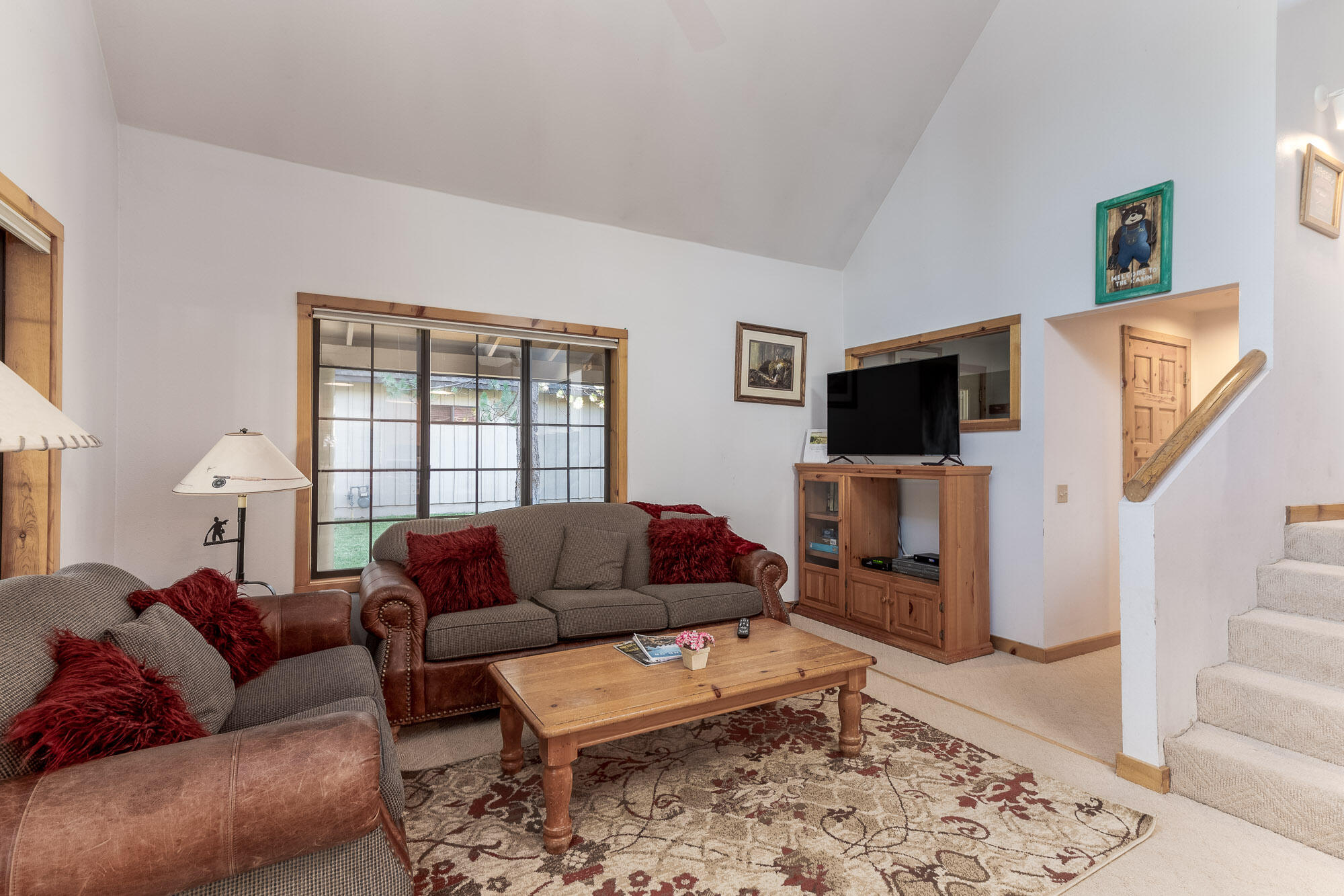 57497 Circle 4 Cabin Road, Unit 25 Sunriver, OR 97707 - Photo 9 of 28 25 Circle 4 Ranch Cabin-5