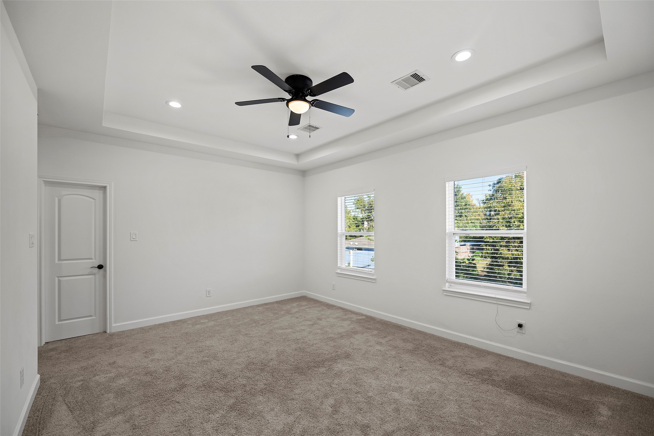 1071 St Clair Street Houston, TX 77088 - Photo 16 of 31 a view of an empty room with a window