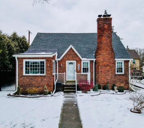 $314,000 | 920 Clinton Avenue, St. Clair, MI 48079