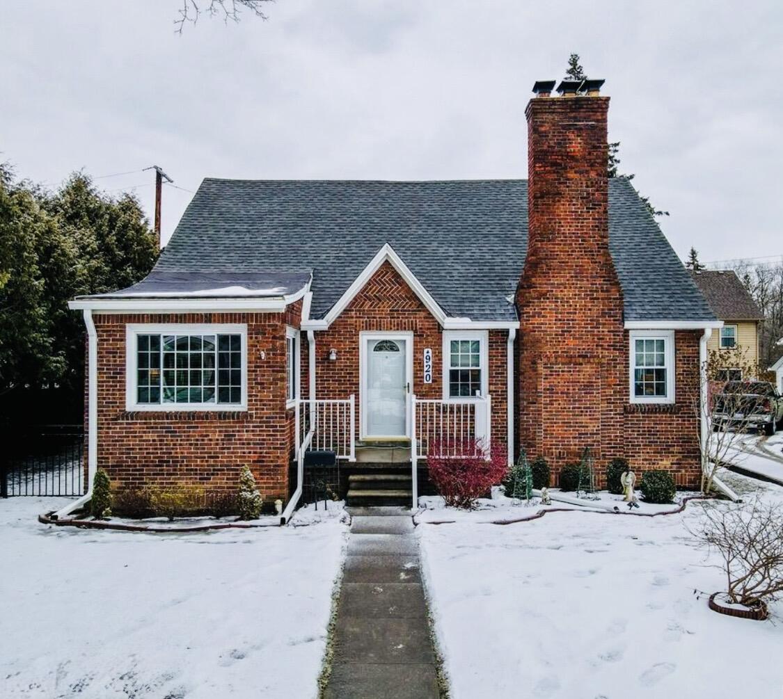 920 Clinton Avenue St. Clair, MI 48079 - Photo 1 of 46 Front of Home