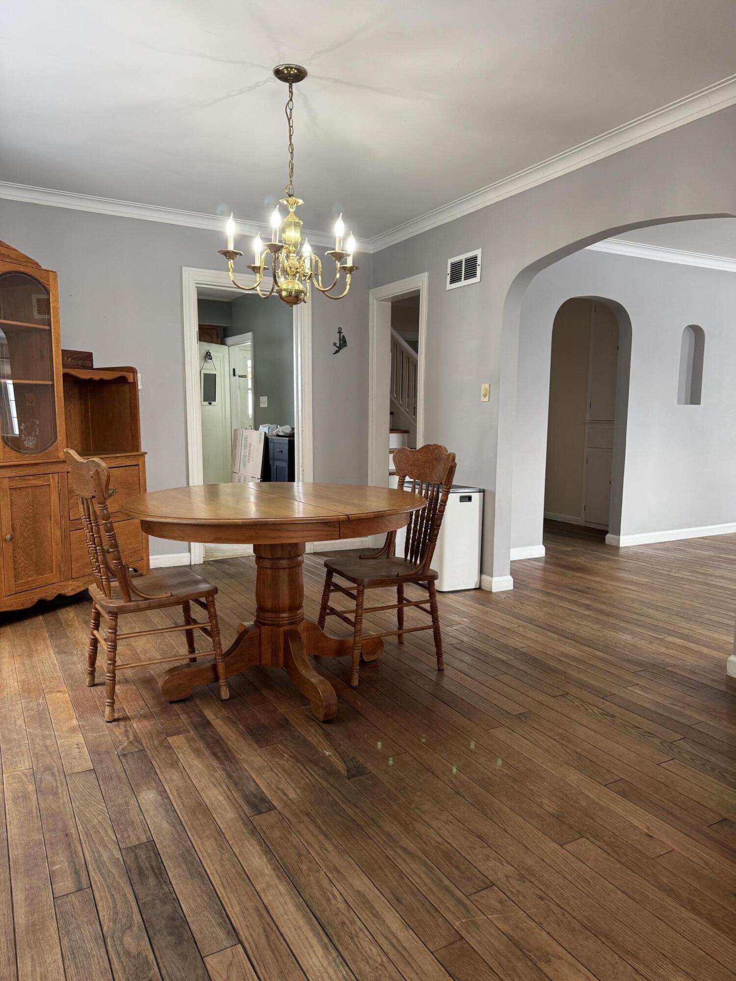 920 Clinton Avenue St. Clair, MI 48079 - Photo 12 of 46 IMG_4544