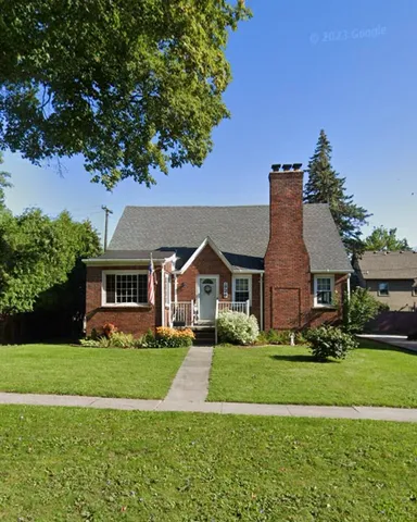 $314,000 | 920 Clinton Avenue, St. Clair, MI 48079