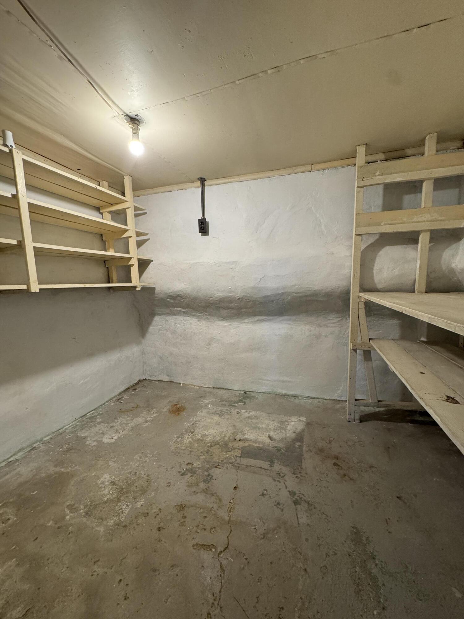 920 Clinton Avenue St. Clair, MI 48079 - Photo 36 of 46 IMG_4573