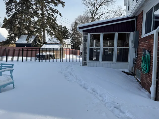 $314,000 | 920 Clinton Avenue, St. Clair, MI 48079