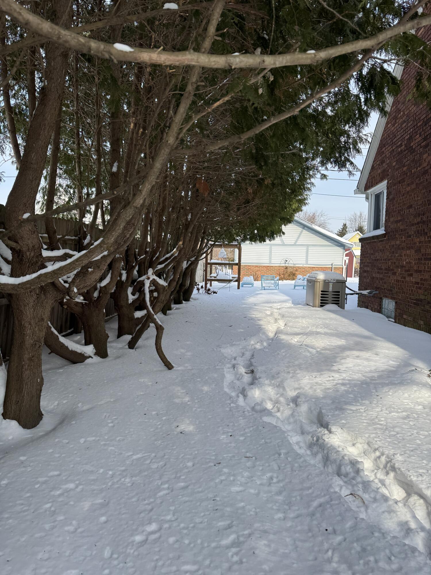 920 Clinton Avenue St. Clair, MI 48079 - Photo 39 of 46 IMG_4578