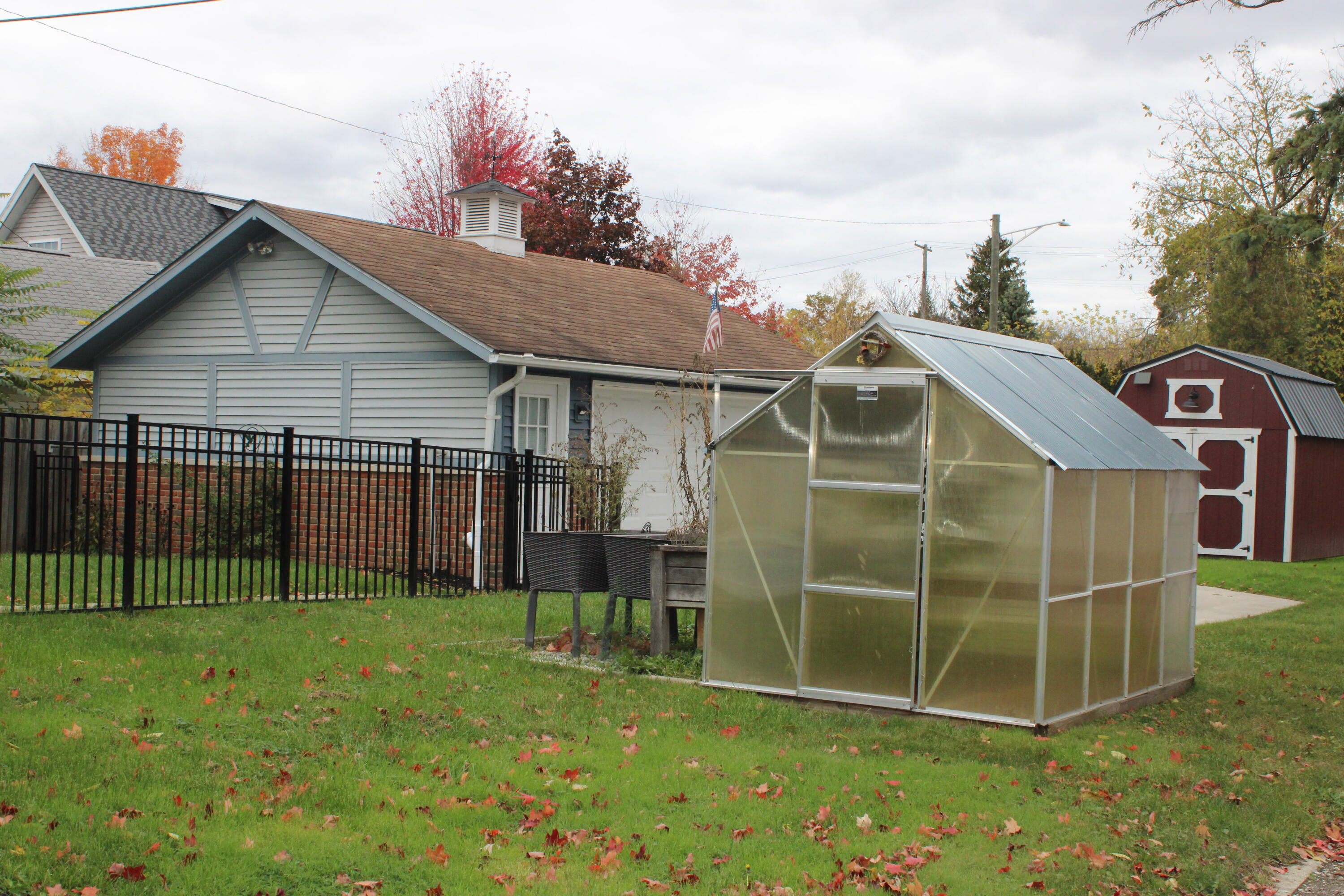 920 Clinton Avenue St. Clair, MI 48079 - Photo 43 of 46 IMG_2357